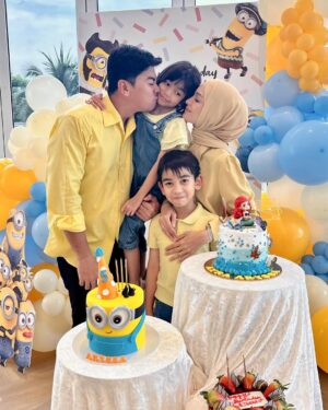 Amyra Rosli Instagram - #BismillahiMasyaAllah
Happy Birthday anak solehah mommy 💛
