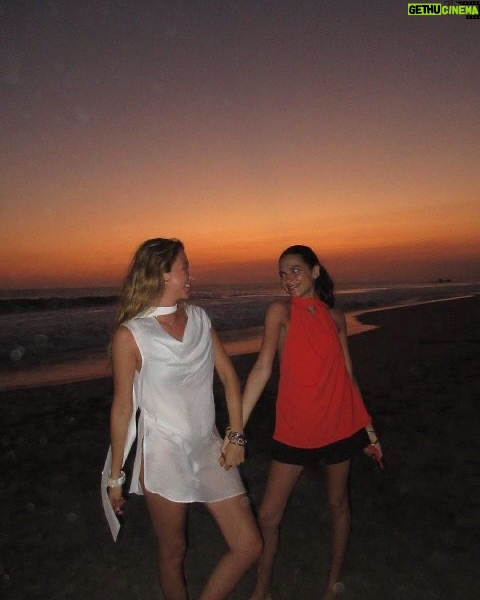 Ana Tena - 3 Likes - anytime, anywhere