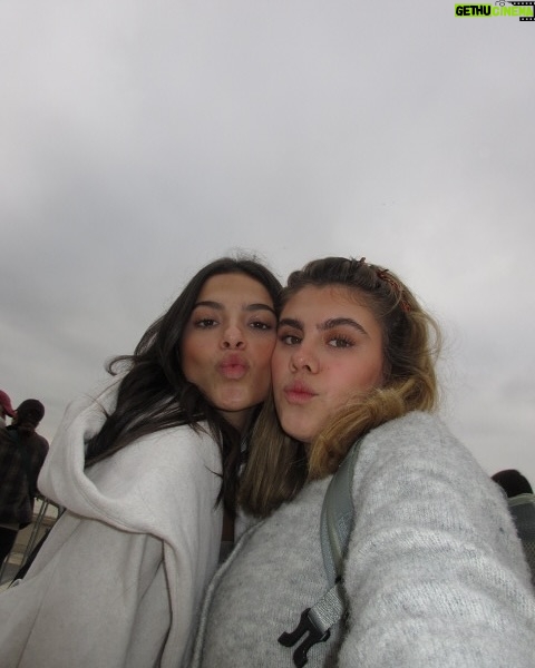 Ana Tena - 3 Likes - 21 años de puras risas y felicidad!!! 

por muchisisisimos más viajes juntas te amo bf 💘🥳🥰