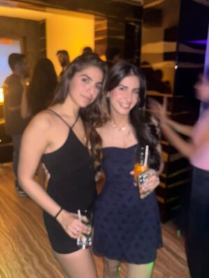 Anahita Karanjia Instagram - twenty-something 🤭
