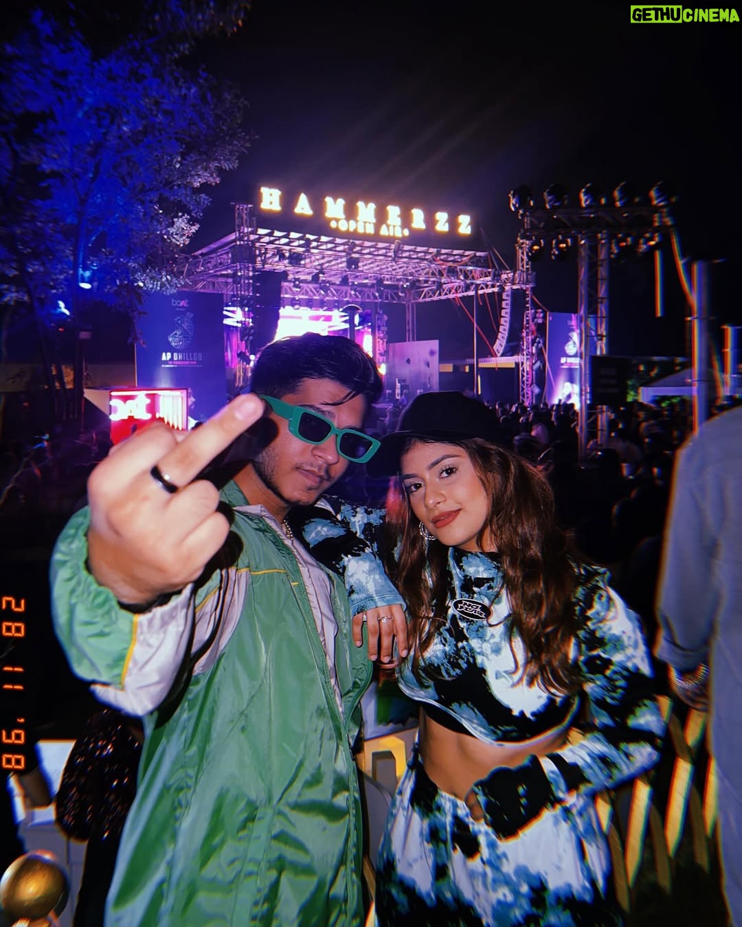 Anam Darbar - 51.1K Likes - happpppiesssst birthdaaaaay to humara pyaaara Momoooo aka Jeff🥰♥️
kuch toh acha kaam kiya hoga life mein joh tu mujhe milaaaa haiiiii !!! MY BESTT BESTT BEST BUDDDY🤍
sorry for not being there on your special day but koi nahi aakar fulll partyyyyy 🥳🎉
may Allah bless you with the best! ✨
loveeeee youuuu 💁🏼‍♀️♥️

#bestfriend #birthday