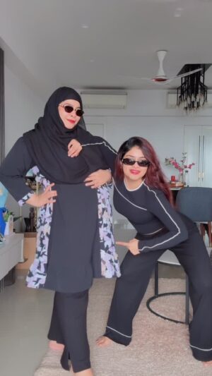 Anam Darbar Instagram - I’M A KHAALAA/ MAASI 😭😭♥️♥️
✨ Allah Humma Baarik Lahu ✨
To me, you were never just a sister you were, and will always be, like a mother figure 🥹♥️
& now, seeing you step into motherhood feels like the most beautiful blessing ever. Alhamdulillah ✨
I already know you’re going to be the BEST mom in the whole world and I can guarantee that 💟
Your baby is the luckiest to have you with all the love, strength, and warmth you’ve always given me, I know you’ll give even more to your little one👩🍼🤍
I can’t wait to see you in this new role!! you’re going to shine brighter than ever🌸👶
Mubarak ho Abbujaan 🫂💓 @shezaan_shaikh