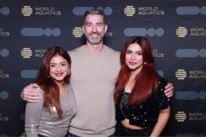Anam Darbar Instagram - throwback to this fun after party with @world_aquatics 🎄
@world_aquatics @worldswimmingchampionships @bartergram.ai
#AQUABudapest24 #Swimming #Budapest #Hungary #WorldAquatics