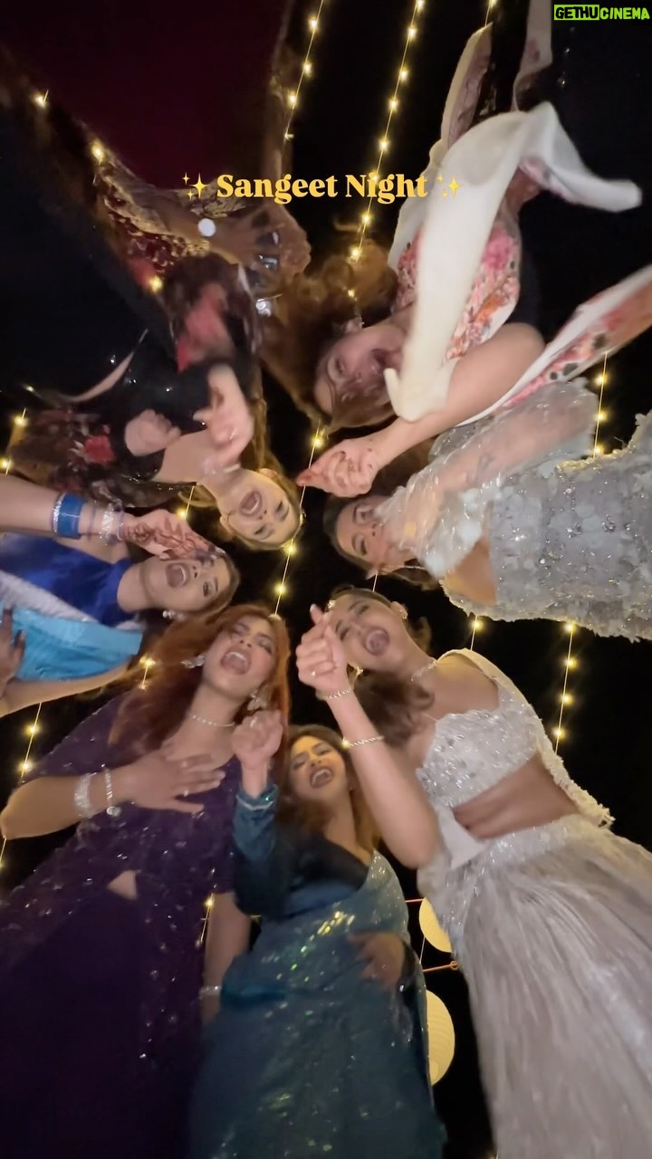 Anam Darbar - 187.5K Likes - MADNESS 🤩 

#sangeet #wedding

full vlog on my YT 🫠