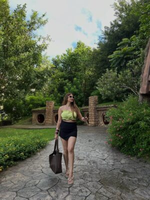 Ananya Thappa Mahajan Instagram - ⚠️♥️