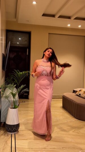 Ananya Thappa Mahajan Instagram - Comment for dress “Link” 💗