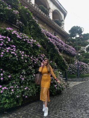 Ananya Thappa Mahajan Instagram - đź’›