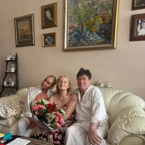 Anastasia Volochkova Instagram - Просто Питерские мы у мамы дома🙏 #анастасияволочкова