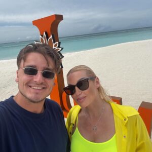 Anastasia Volochkova Instagram - Это прекрасный остров🙏🌴 За выбор самых лучших мест для моего отдыха спасибо моему питерскому туроператору Анне и её агенству @maldivesin_official Это всегда безукоризненно до деталей!🙏🌴 #анастасияволочкова #балет #россия #мальдивы #отдых