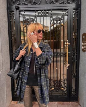 Anastasiya Stotskaya Instagram - 🚪