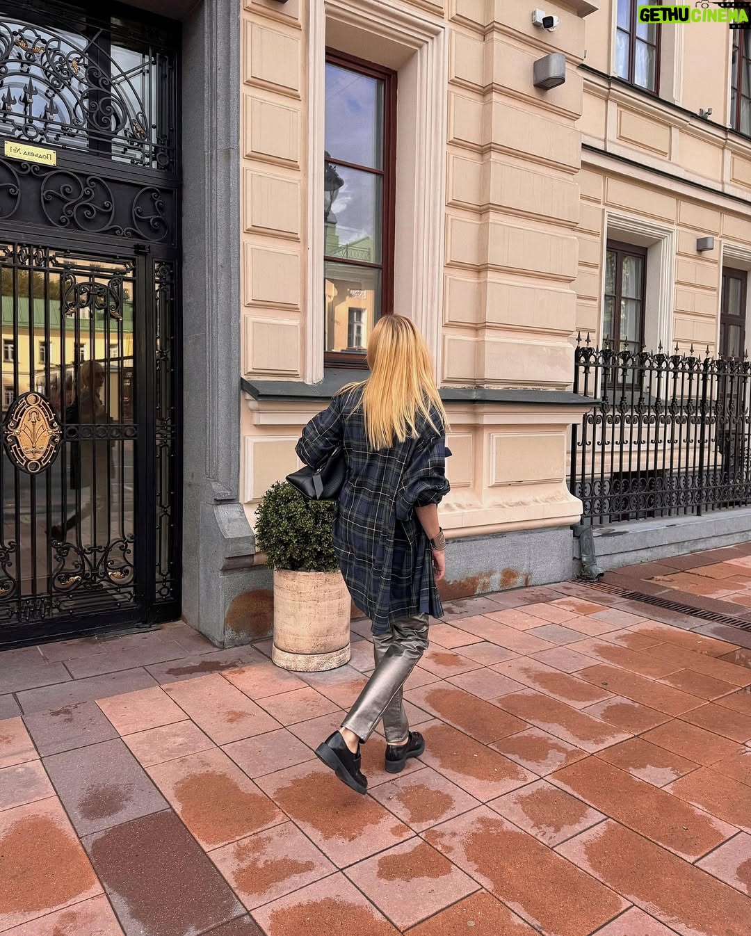 Anastasiya Stotskaya - 4.4K Likes - 🚪