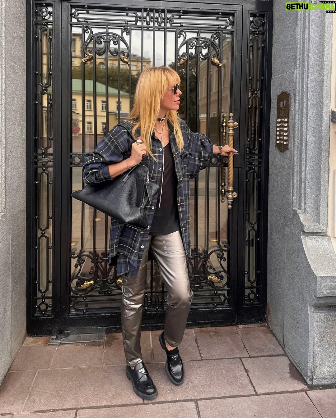 Anastasiya Stotskaya - 4.4K Likes - 🚪