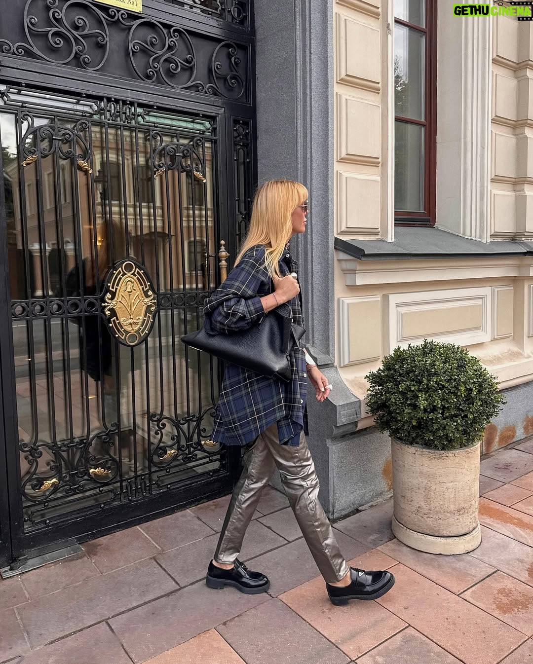 Anastasiya Stotskaya - 4.4K Likes - 🚪