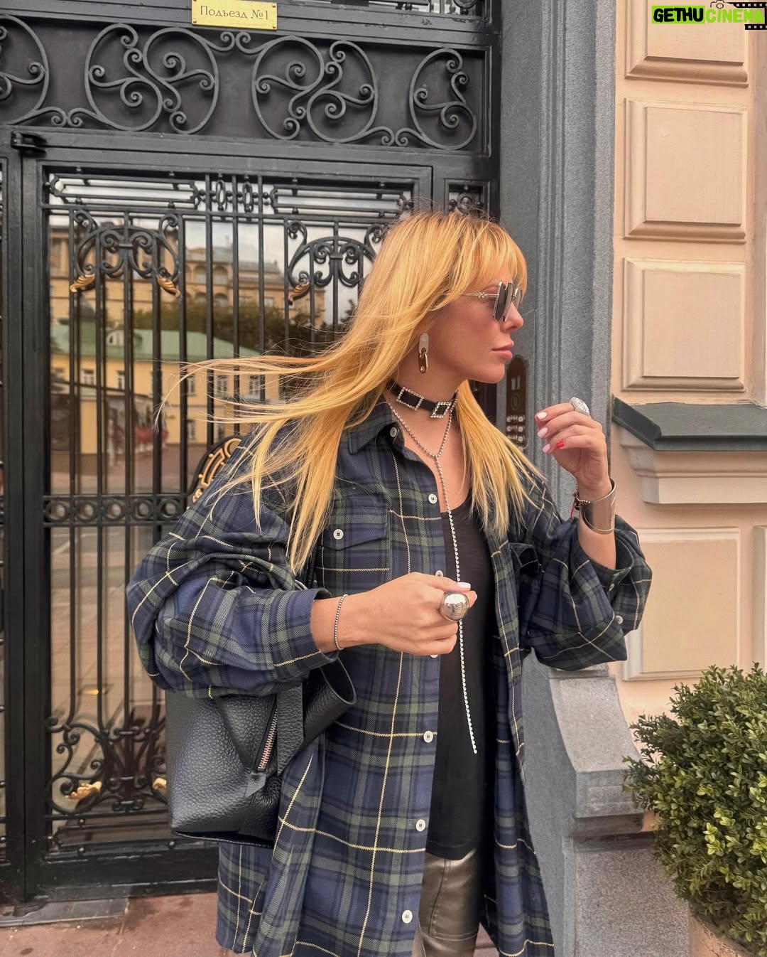Anastasiya Stotskaya - 4.4K Likes - 🚪