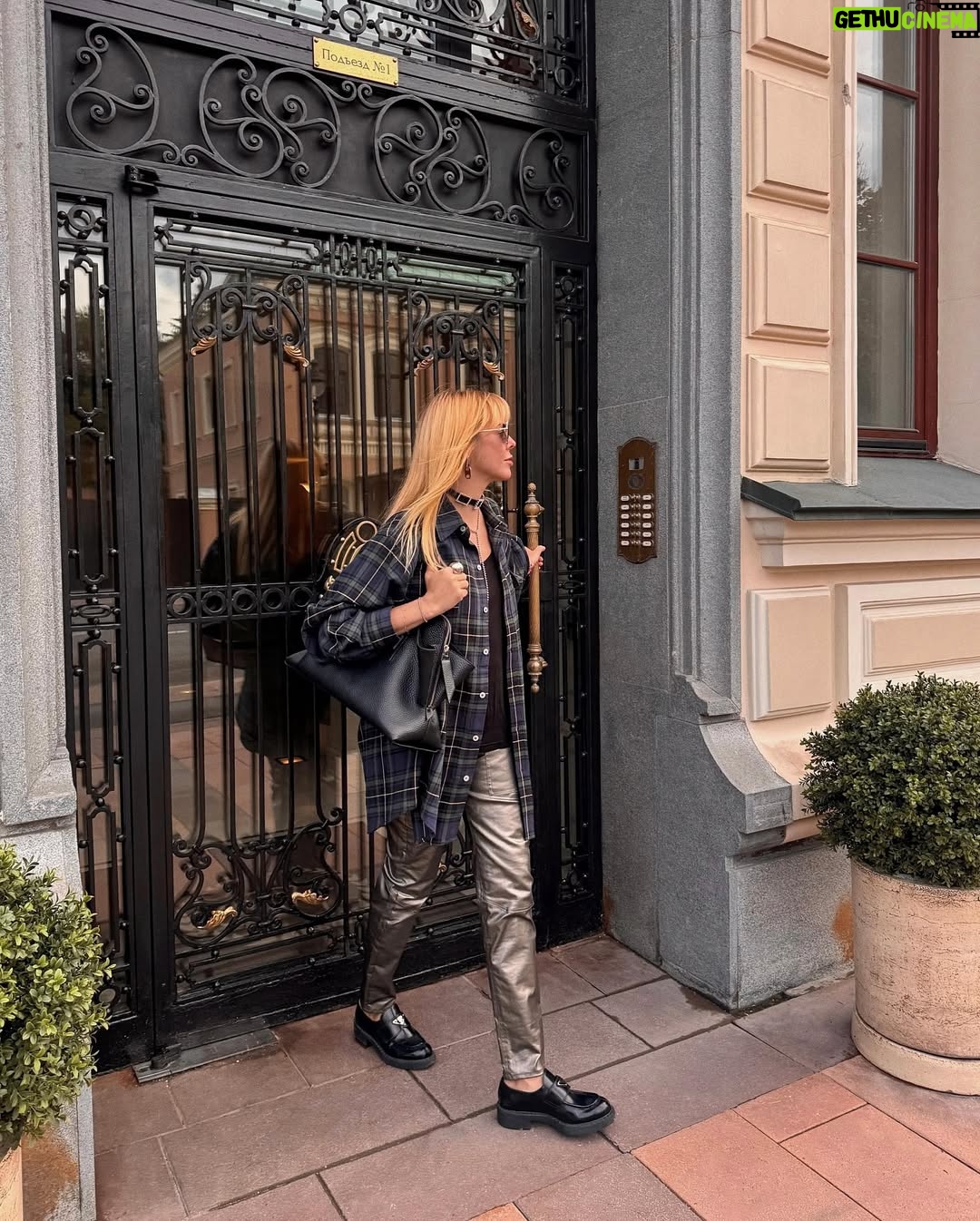 Anastasiya Stotskaya - 4.4K Likes - 🚪