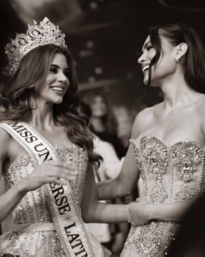 Andrea Meza Instagram - Nuestra primera Miss Universe Latina ✨ ¡Felicidades, @yamilexhdz, por este triunfo tan merecido! Qué emoción verte brillar, reina 🙌🏼
Me siento profundamente orgullosa de cada una de ustedes. Todas brillaron con su luz Ăşnica en ese escenario.
Las quiero mucho, amé compartir esta experiencia a su lado y estoy segura de que cosas hermosas están por venir para cada una (¡y para todas nosotras!).