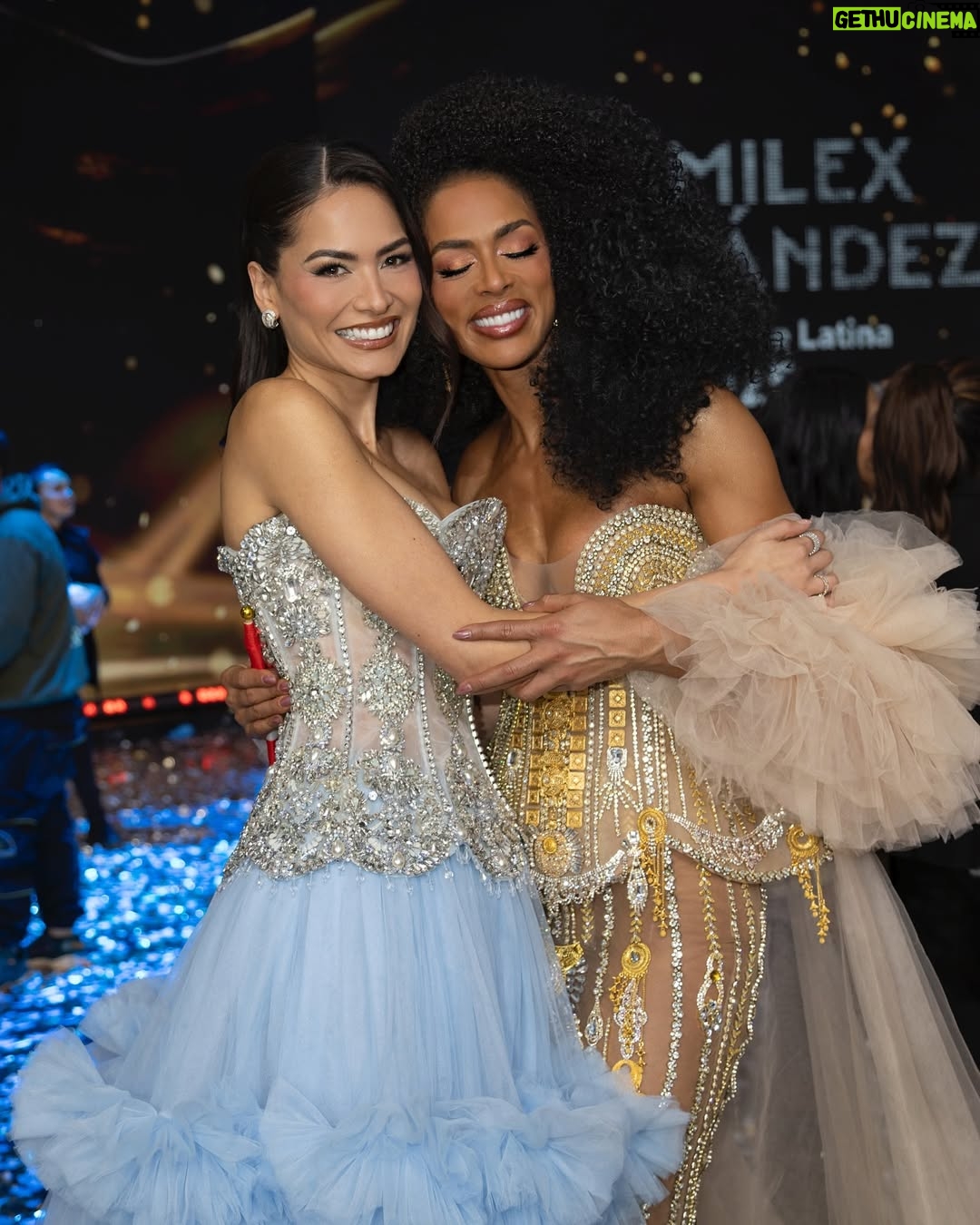 Andrea Meza - 41.3K Likes - Nuestra primera Miss Universe Latina ✨ ¡Felicidades, @yamilexhdz, por este triunfo tan merecido! Qué emoción verte brillar, reina 🙌🏼
Me siento profundamente orgullosa de cada una de ustedes. Todas brillaron con su luz única en ese escenario.
Las quiero mucho, amé compartir esta experiencia a su lado y estoy segura de que cosas hermosas están por venir para cada una (¡y para todas nosotras!).