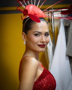 Andrea Meza Instagram - Reina de corazones ♥️ Momentos del opening de anoche en Miss Universe latina 🔥
¿Qué les pareció?
📸 @oko.lg @mmolnarr