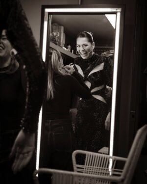 Andrea Meza Instagram - What she said đź–¤
Styling @readingp
Dress @suzelletaveras
H&M @lablancmakeup
📸 @oko.lg @mmolnarr
#MULER #MissUniverse