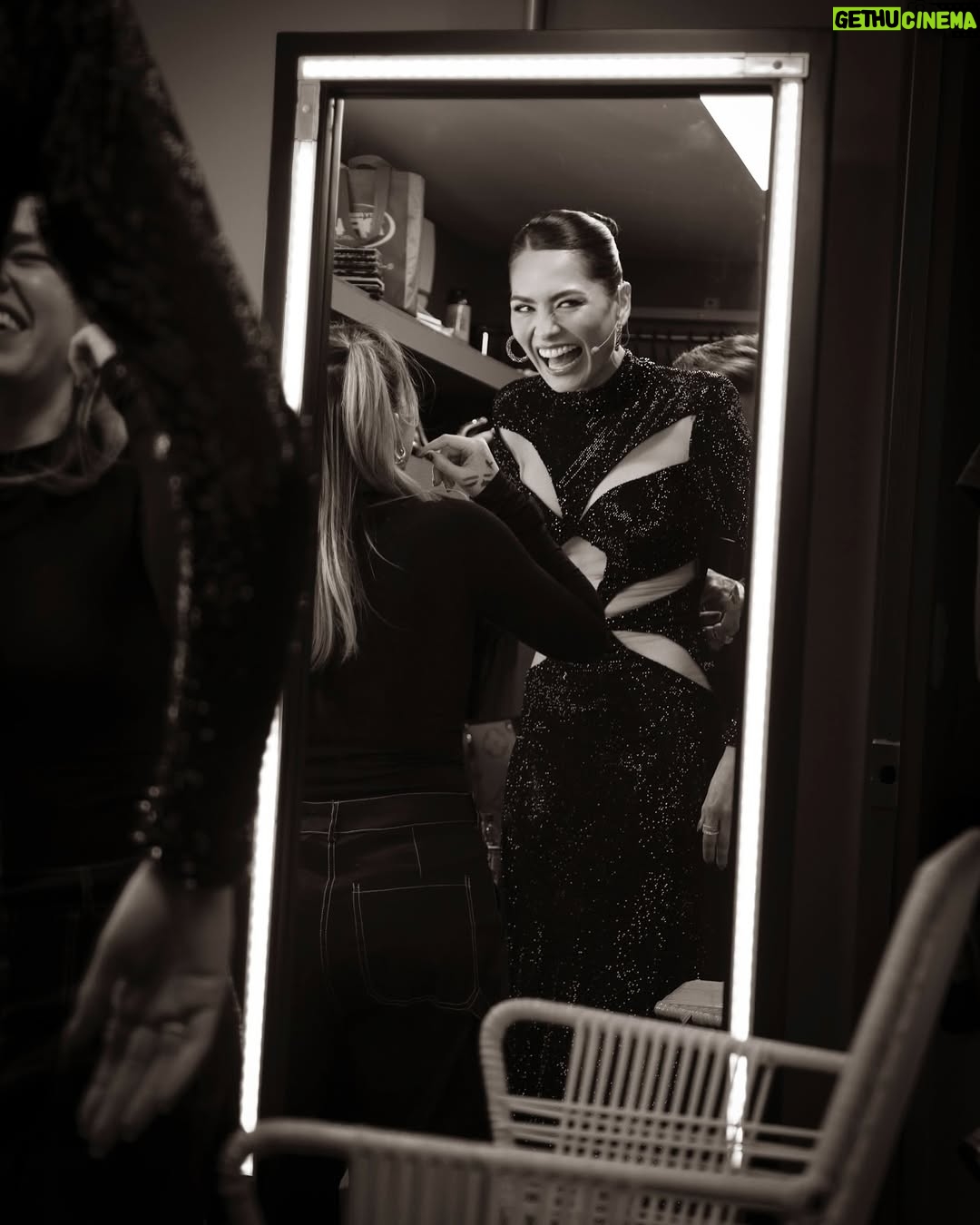 Andrea Meza - 40.5K Likes - What she said 🖤

Styling @readingp 
Dress @suzelletaveras 
H&M @lablancmakeup 
📸 @oko.lg @mmolnarr 
#MULER #MissUniverse