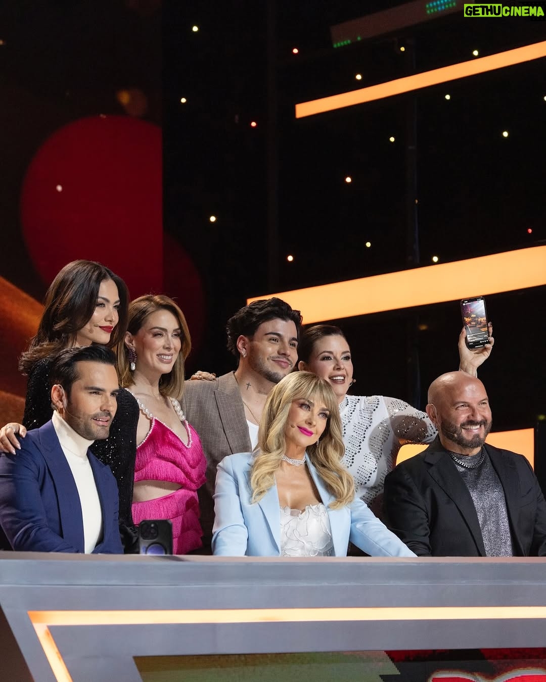 Andrea Meza - 38.7K Likes - Noche intensa en la gala de nominaciones 🔥 
Ver a mis chicas enfrentar críticas duras no es fácil, pero aquí estamos: con la cabeza en alto, defendiendo con elegancia y corazón.

Andrea vivió un momento complicado, pero su fortaleza habla más que mil palabras. Estoy orgullosa de cómo lo manejó, y más segura que nunca de su potencial.

Equipo Rubí: no bajamos la mirada, subimos el nivel.

Si tú también ves la luz que hay en @andreaaguilarsv , ya sabes qué hacer. Voten por ella. Let’s show what real queens are made of. ❤️‍🔥👑

Styling @readingp 

#MissUniverseLatina #TeamRubí #BackstageMoments #CapitanaRubí