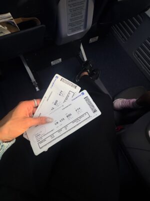 Andrea Tovar Instagram - Por unos días para celebrar la vida, las bendiciones la familia 🤍 ☀️ recharging ✨🤍
@copaairlines ✨