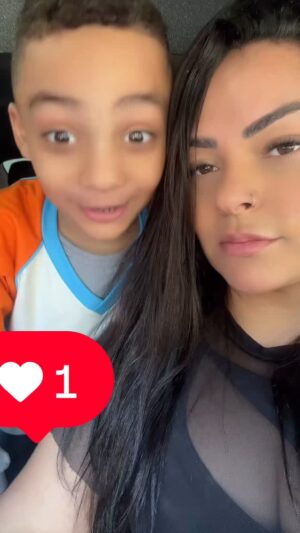 Andressa Soares Instagram - aqui é diferente kkkkkkk