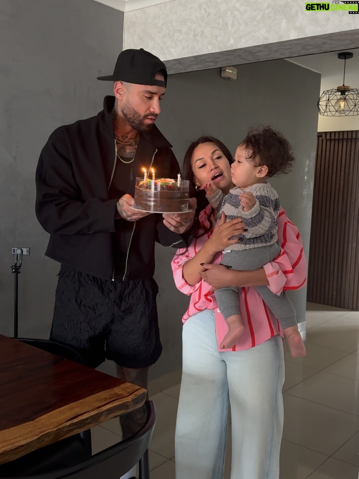 Angie Arizaga - 132K Likes - Feliz cumpleaños Amor de Mi Vida, Te Amo y admiro como padre de Matteito 🤍