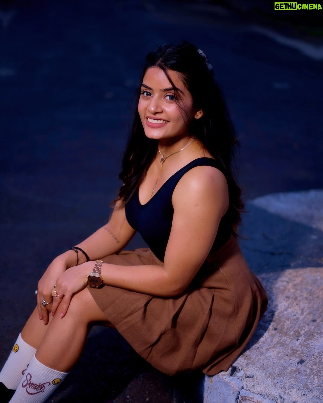 Anjali Jain - 3 Likes - Pretty lil baby😍
.
.
#explore #trending #crazy_anji