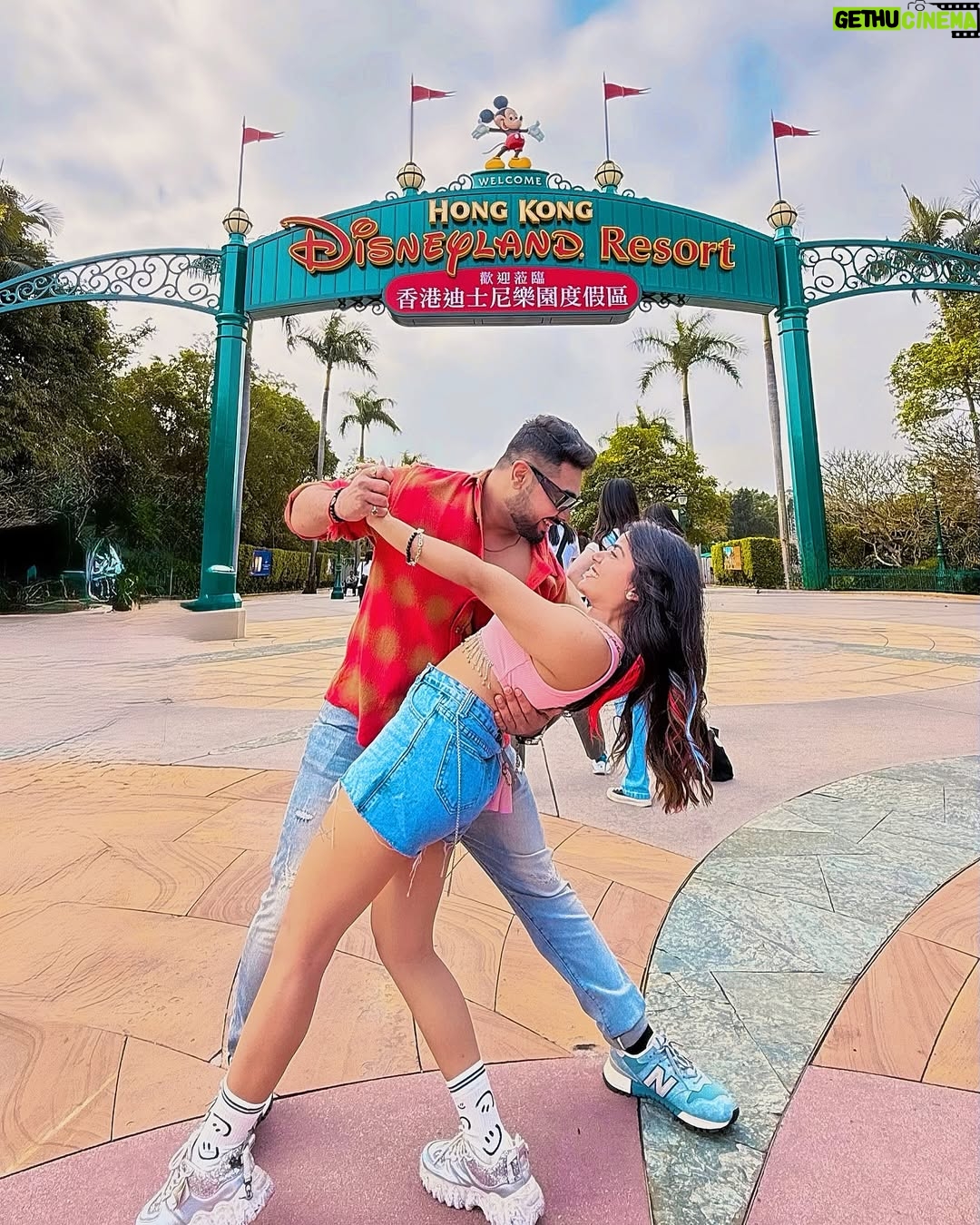 Anjali Jain - 5.7K Likes - Tick Tick BoOm💥 
One item OFF the Bucket List 😍🎊 @crazy_anji it’s beginning
LOVE💖
#explore #fyp #disneyland #couple #akki_anji #love