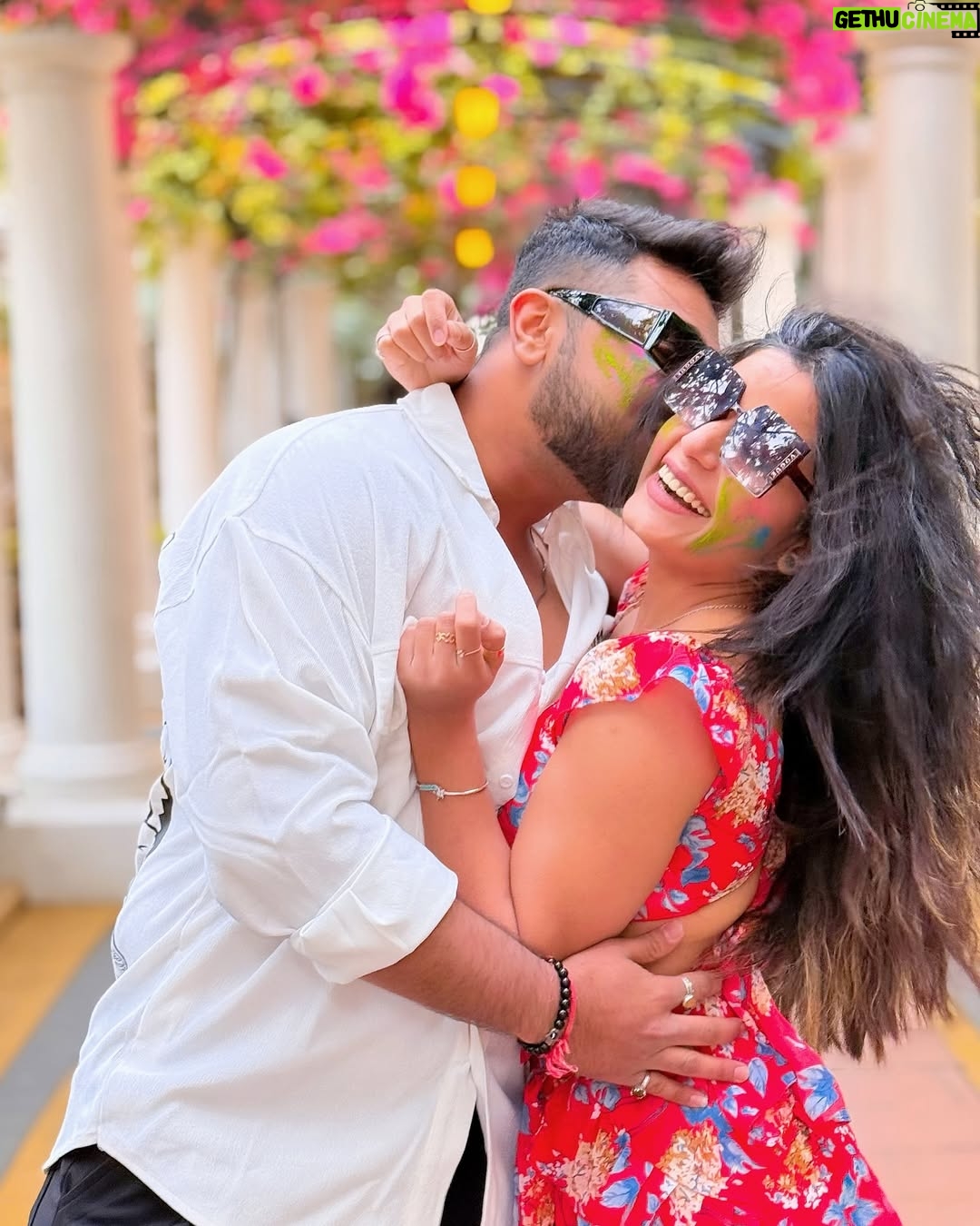 Anjali Jain - 3.5K Likes - Happy Rangpanchmi🎨🌈 @crazy_anji 
#rangpanchmi #holi #macau #couple #holi2k25 #hongkong #venetian