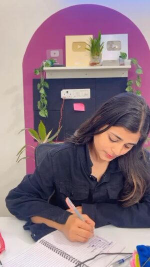 Anjali Kanwer Rajput Instagram - 🥲🥲#anjalikanwer #explore #relatable #comedy