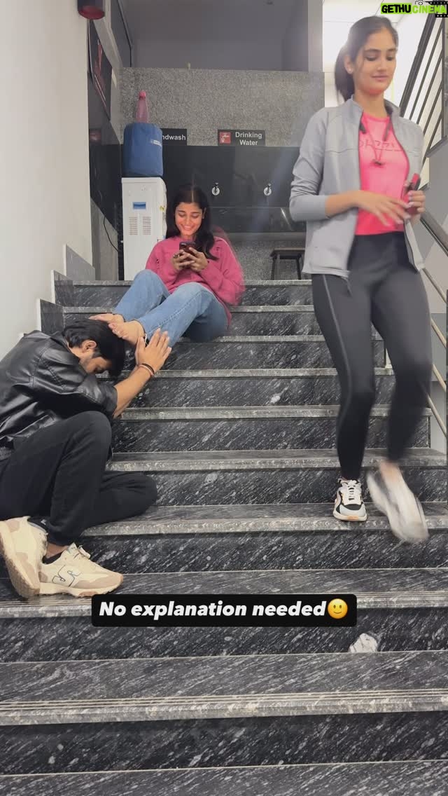 Anjali Kanwer Rajput - 753.9K Likes - Bahen , ab itna to kar hi sakti hai na tu?🥲 
#shivamsingh #explore #anjalikanwer