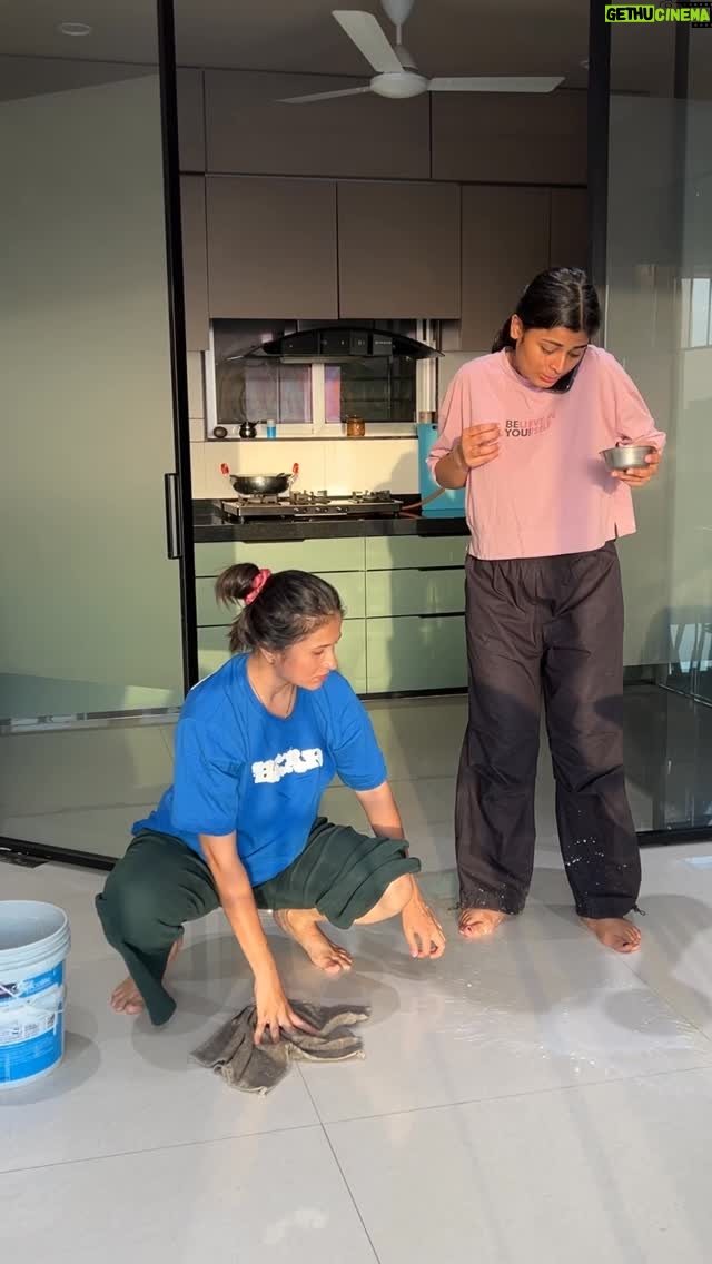 Anjali Kanwer Rajput - 621.6K Likes - Sorry didi #anjalikanwer #explore #relatable #comedy #mannjain #shivamsingh #funnyvideos #sisters #sisterscomedy