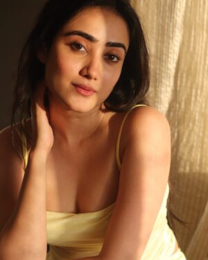 Anjali Krishna Instagram - held by daydream
/
Captured by my most talented @tapasyachhibber 💕