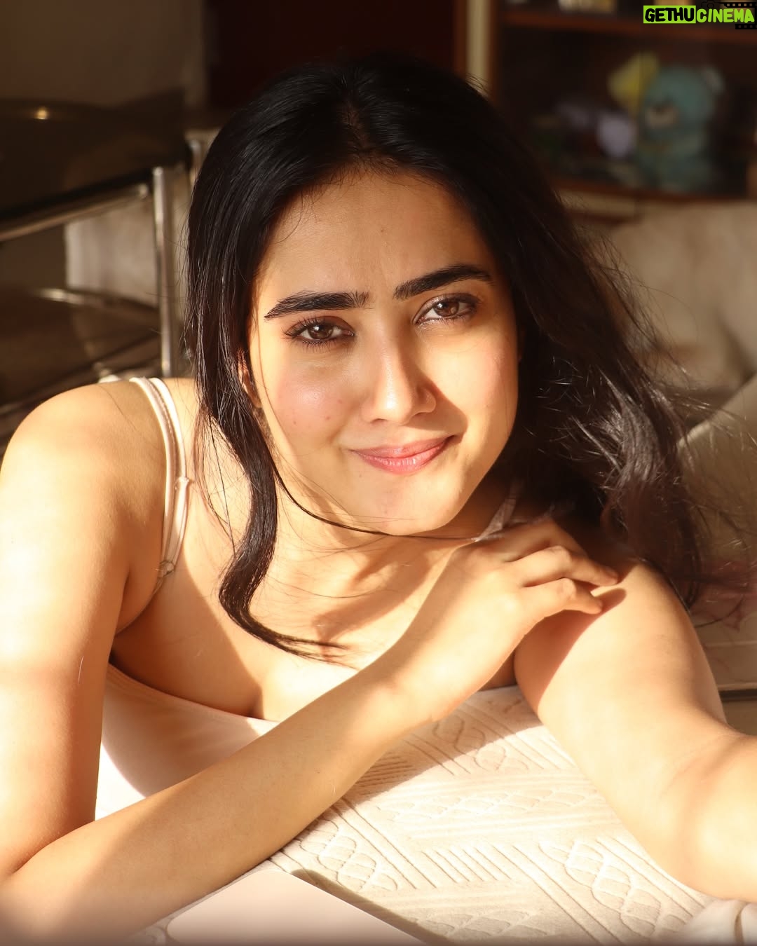 Anjali Krishna - 21.2K Likes - lowkey magic
