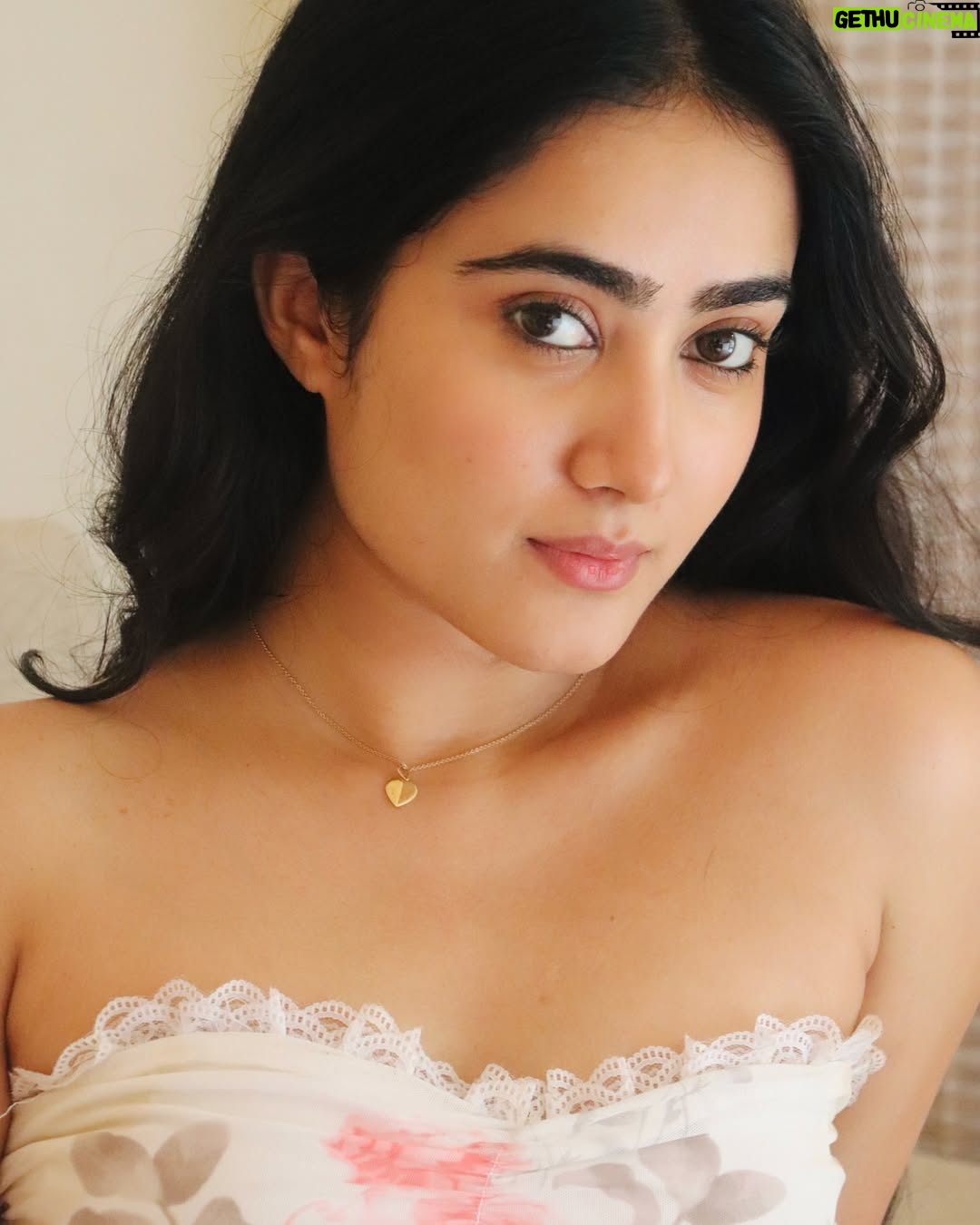 Anjali Krishna - 6.7K Likes - what’s not to love

📷: @tapasyachhibber 💕