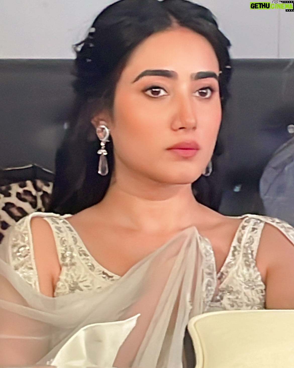 Anjali Krishna - 3.3K Likes - a quick glimpse