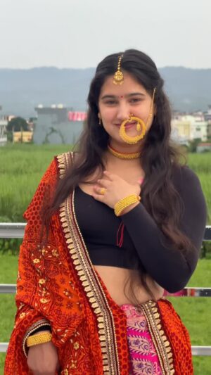 Anjali Sajwan Instagram - Swami mera Pardes ma👀💖
.
.
.
.
.
.
.
.
.
.
.
.
.
.
.
#fyp #pahadan #pahadi #fashion #fashion #pahadinath #viral #explore