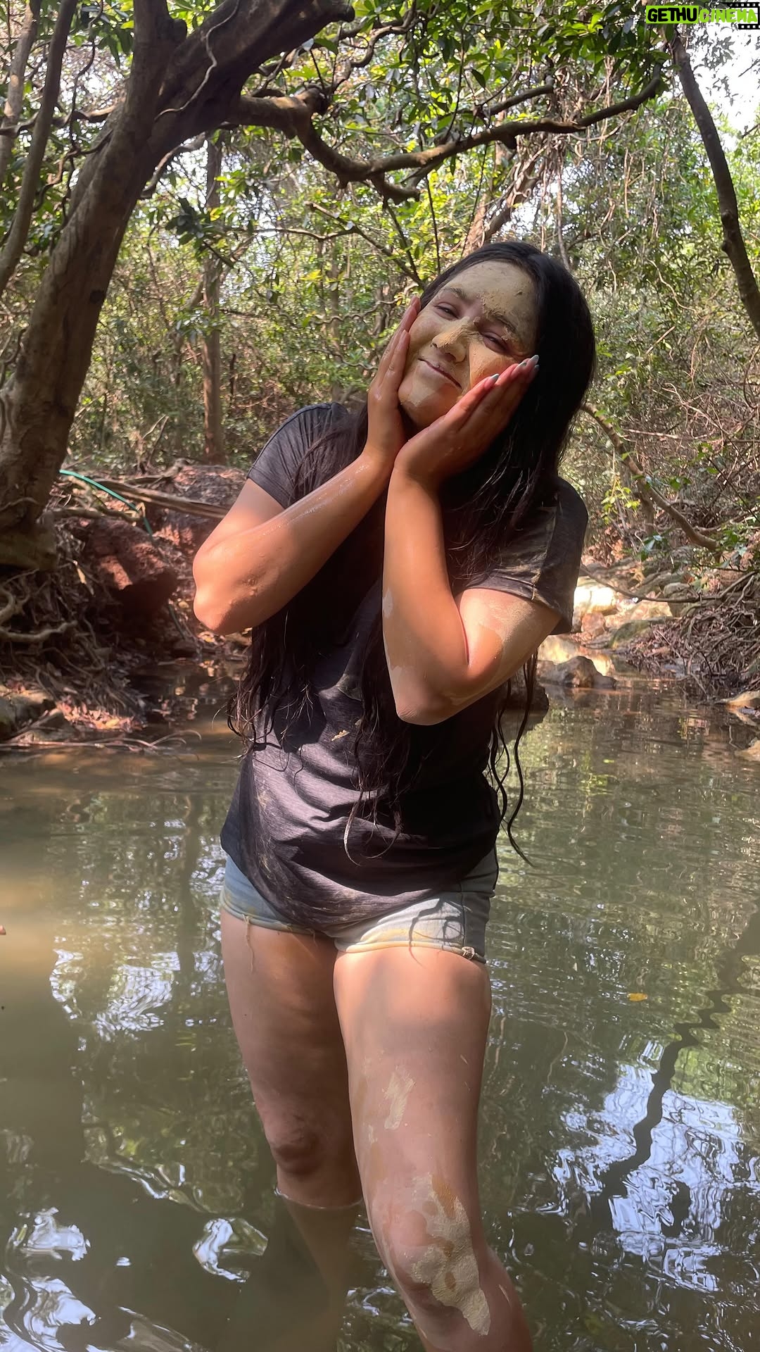 Anjali Sajwan - 3 Likes - Kabhi aise atrangi Kaam Kre hain?🫣✨
.
.
.
.
.
.
.
.
.
.
.
.
.
.
.
.
.
.
#mudbath #mudbathinggoa #secretspot #hiddenwaterfall #goasecrets #goa #goabeach #goavibes #goatrip #beach #beachwear #thingstodoingoa #arambolbeach #weekendishere #delhi #delhiuniversity #delhigirls #delhigram #delhifoodblogger #bagabeach #titoslane #uttarakhand #minivlog #ownvoice #dailyvlog #pahadan #pahadi #vacation #mudbath