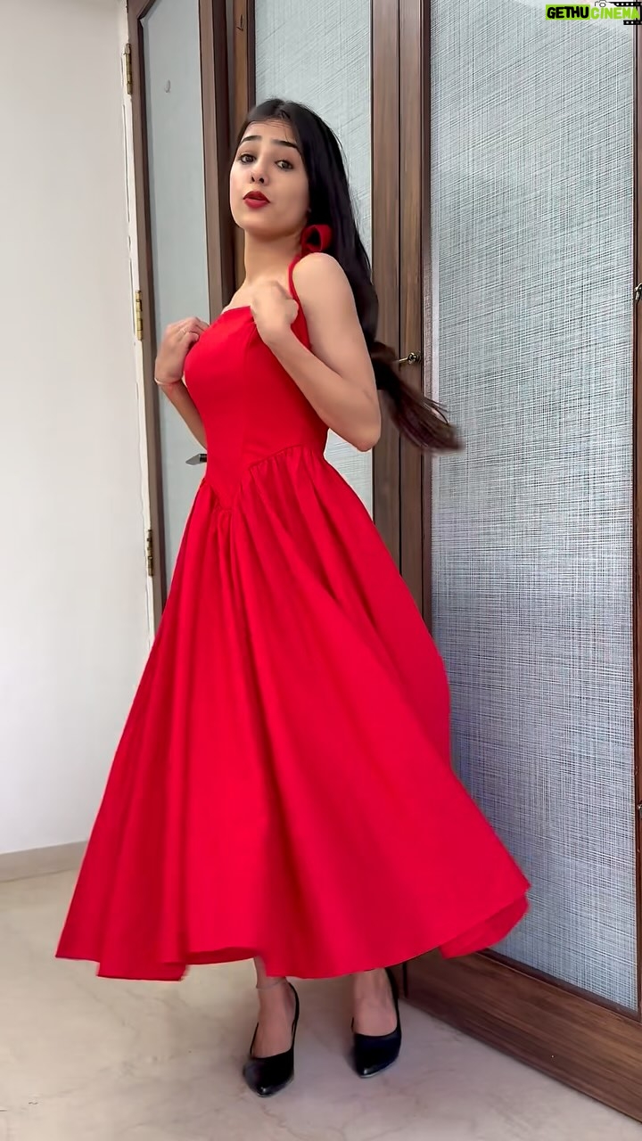 Anju Mor - 115.5K Likes - Going with Trend♥️
.
.
.
#anjumor #anjumordance #reeitfeelit