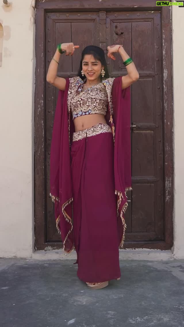 Anju Mor - 113.3K Likes - Rate my step out of 10🙈
.
.
.
#anjumor #anjumordance #reelitfeelit #viral #viralvideos