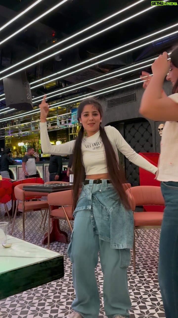 Anju Mor - 396K Likes - Nal Tadpu ga Dil tera🙂
.
.
#anjumor #anjumordance