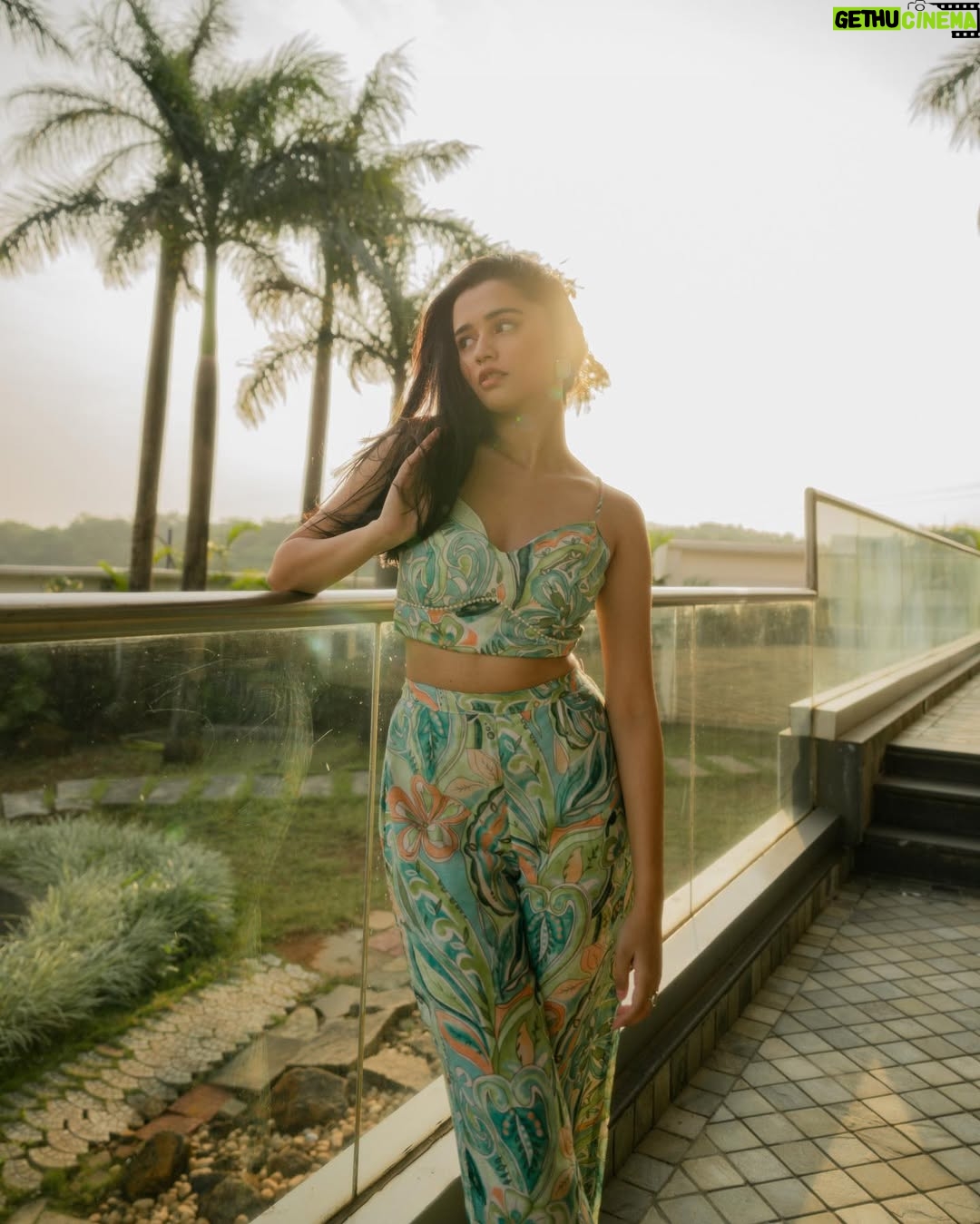 Ankita Chhetri - 159.3K Likes - 🐛☀️💚

📍- @stayvista_official @emerald_acres_lonavala 
📸 - @arunwithideas