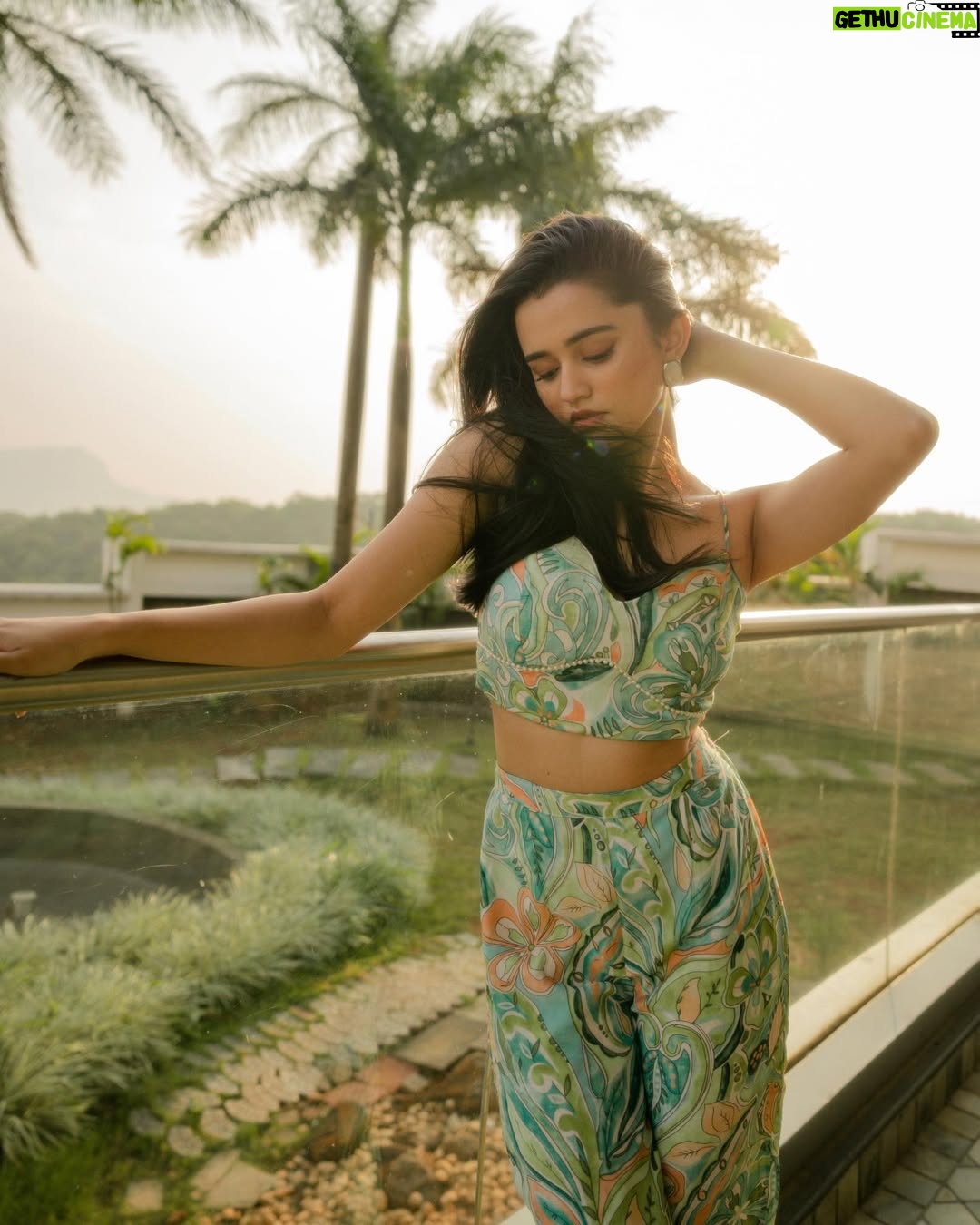 Ankita Chhetri - 159.3K Likes - 🐛☀️💚

📍- @stayvista_official @emerald_acres_lonavala 
📸 - @arunwithideas