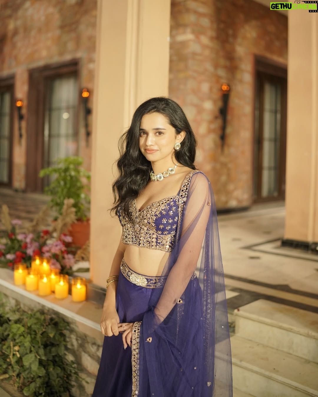Ankita Chhetri - 70.9K Likes - 🪻✨

wearing - @jigarandnikitaofficial
