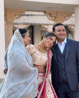 Ankita Chhetri Instagram - best people, best vibes, best dump ever!!!
gotta thank @jaikinjain for bringing one of my favourite people @_salonib to Bombay😘 i love you both way too much 🧿♥️
wearing- @jigarandnikitaofficial
