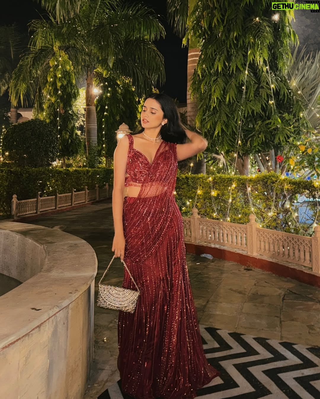 Ankita Chhetri - 81.3K Likes - ✨sangeet night✨

outfit - @chaashni.couture @styledbynikinagda
