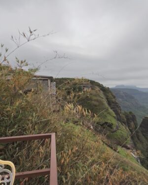 Ankita Konwar Instagram - Home - where time stands still ❤️
But monsoon rules the sahyadri for as long as it lasts 🌸