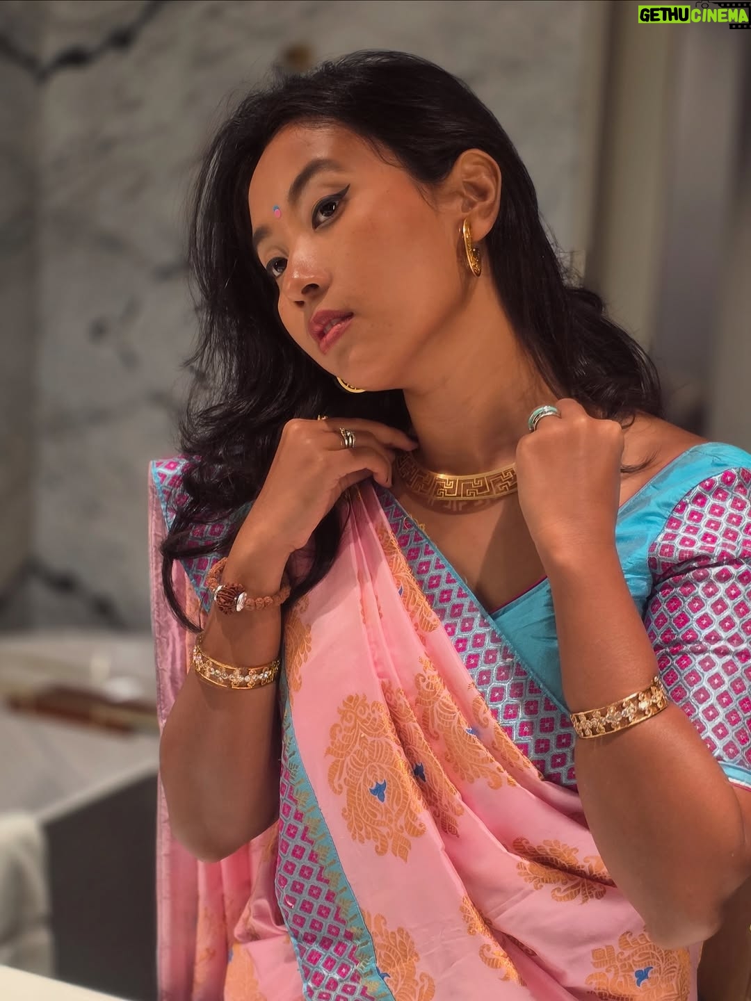 Ankita Konwar - 7.5K Likes - Do you like the reflection you see in the mirror?
If you’re asked to name your favorite people on earth, how long does it take you to name yourself?

Self love is a constant conscious practice.
No it doesn’t necessarily mean what brands have marketed and made us believe about their various products.
It’s a feeling that comes from within packed with self realization and self growth.
It comes from becoming the version we once only could imagine.
It comes from the decisions we make and our strength to stand by them.
The moment we learn to stand up for ourselves and not judge ourselves for the lessons we were meant to learn, self love slowly sprouts with acceptance.
Acceptance of the reality that our lives are precious and we are coded with the  same magic as the stars!

#selflove #mondaymood